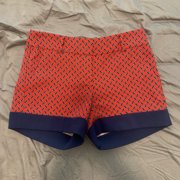 Ann Taylor red, white, and navy blue nautical print shorts, size 0P - Picture 1 of 4